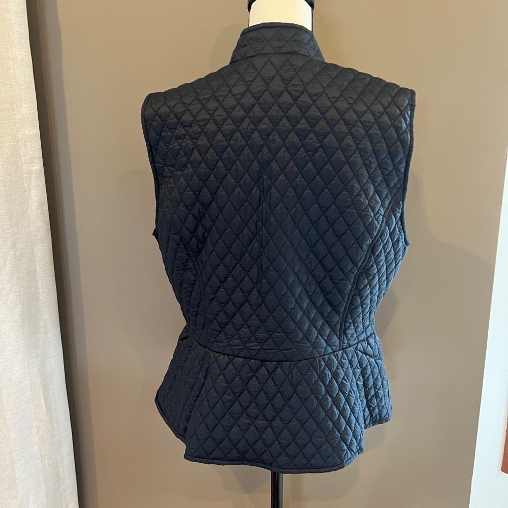 White House Black Market Women's Black Quilted Peplum Vest, Size Large - Picture 12 of 13